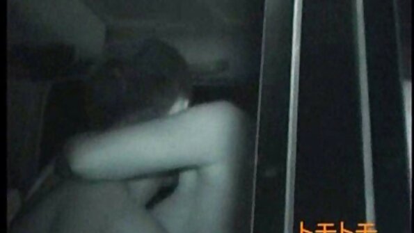 Apró pornó filmek xxx cuki élvezi a férfi fasz és krém, mint semmi a világon